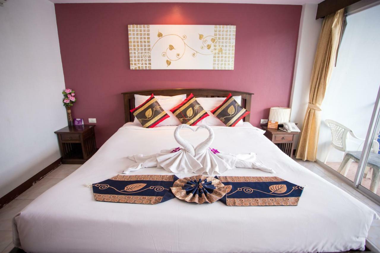 The Luxur Boutique Hotel Patong Exterior foto